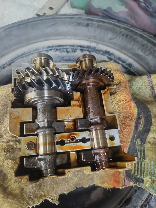 Продам балансировочный вал . Проехал не много.