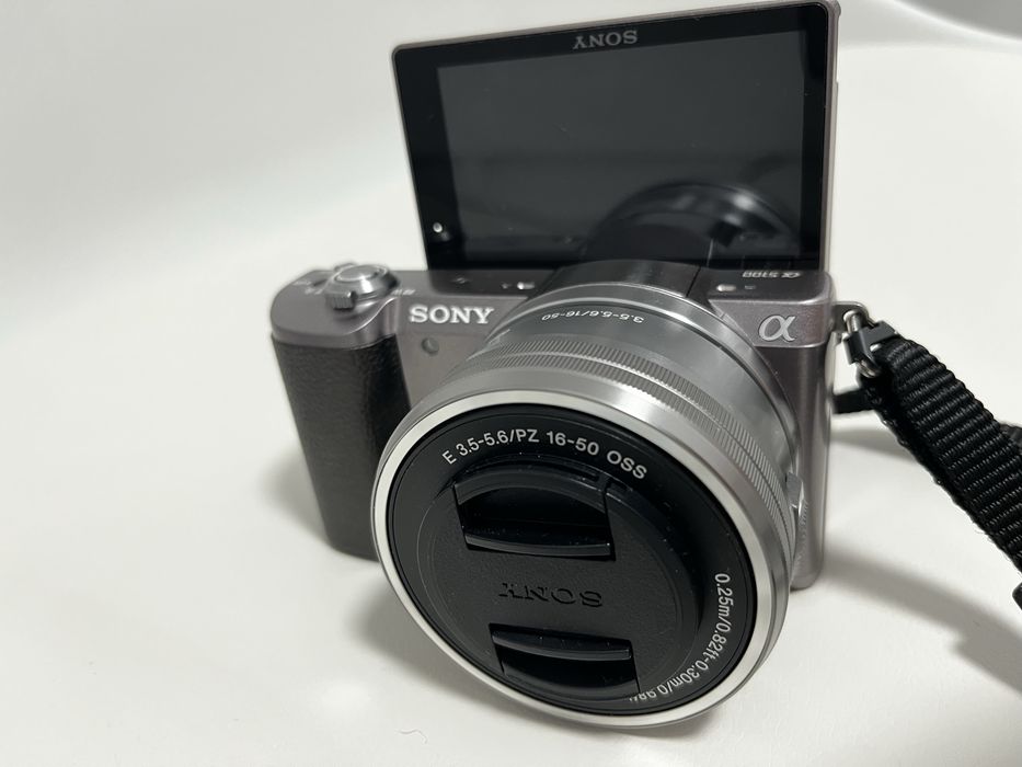 Aparat foto mirrorless Sony A5100