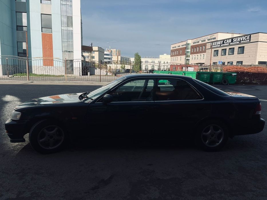 Продам авто honda inspire