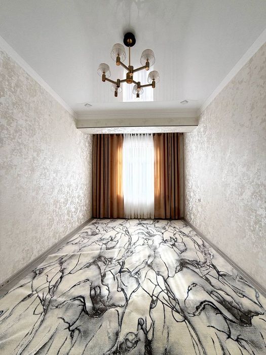 Gulbahor tomonda 2 xonali uy sotiladi