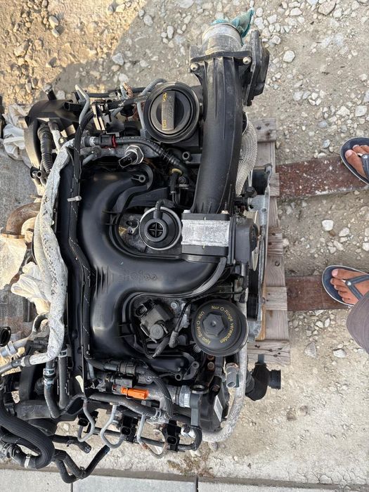 Двигателя Audi 3.0 tdi a4 a6 a7 q5 q7 176kw 239ps ( CPN )