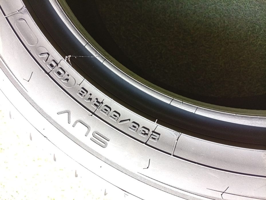 235 55 18 Dunlop