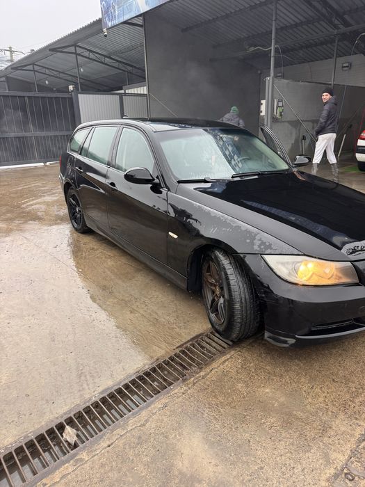 Vând sau Schimb Bmw E91 318D