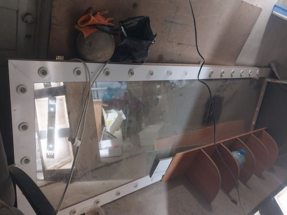 Срочно продам зеркало