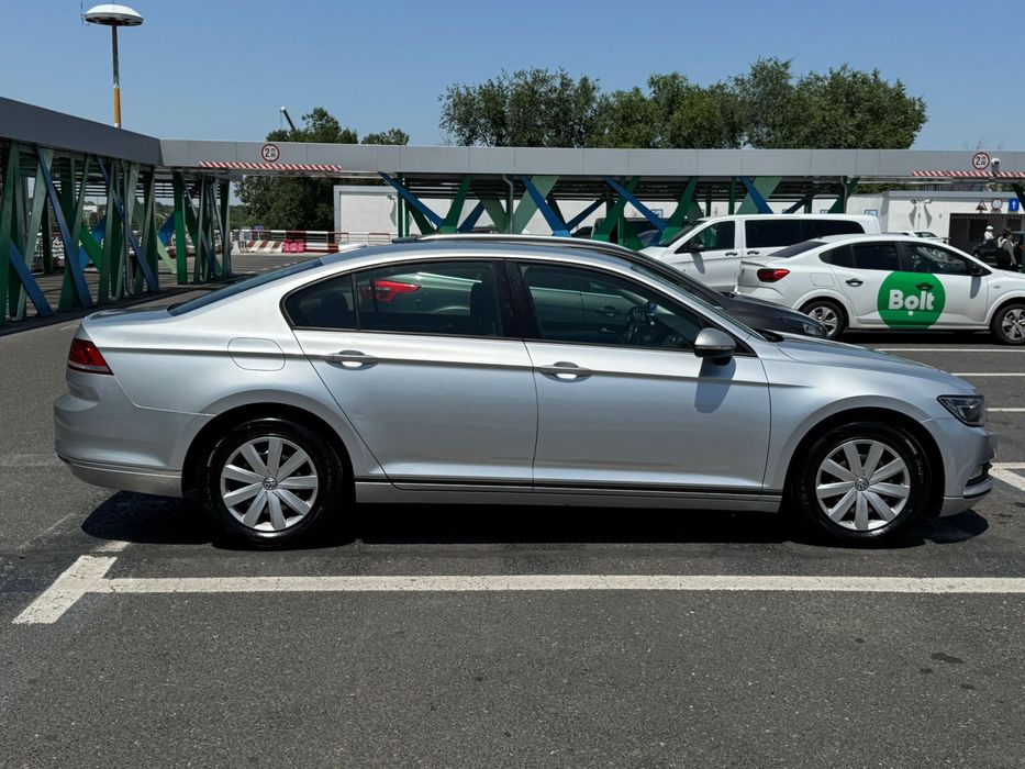 Inchirieri Auto Aeroport Bucuresti Otopeni Rent a car Bucharest