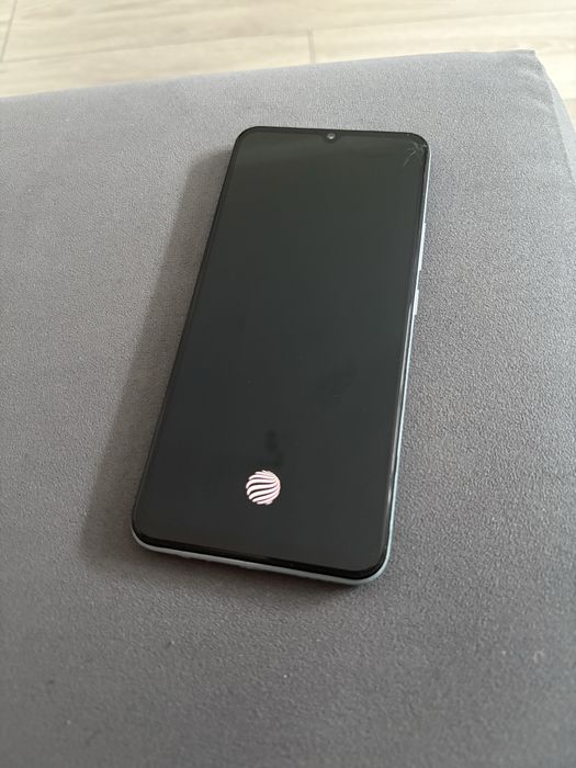 Продам VIVO Y55 8/128