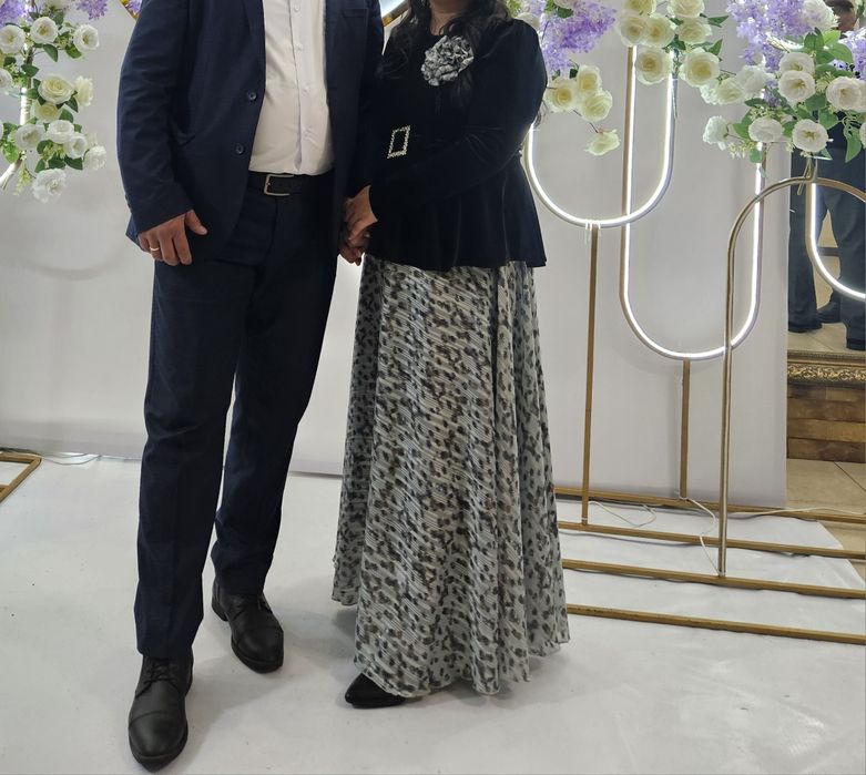 Продам платье размер 50