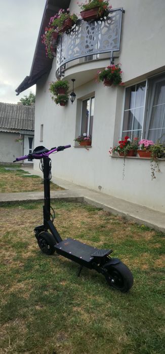 Kukirin g4 cu frane hidraulice
