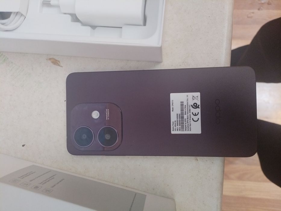 Продам новый телефон