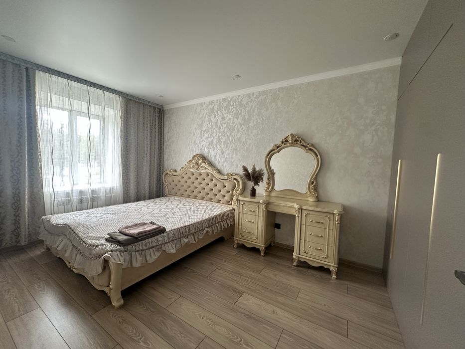 Сдам ЛЮКС квартиру посуточно