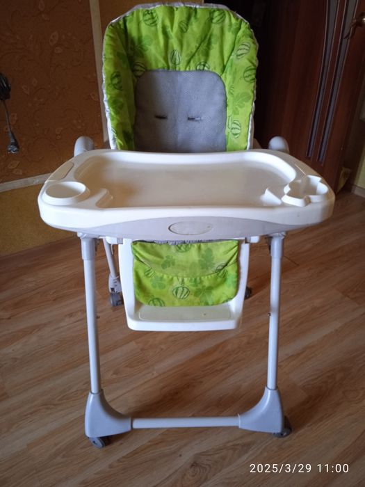Продам стулчик для кормления