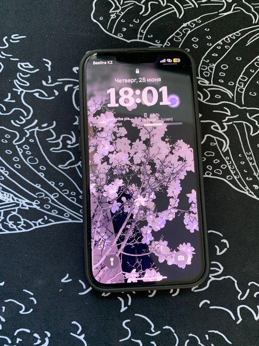 Iphone 13 в идеальном состояний!