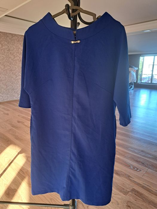 Платья для девушек и женщин