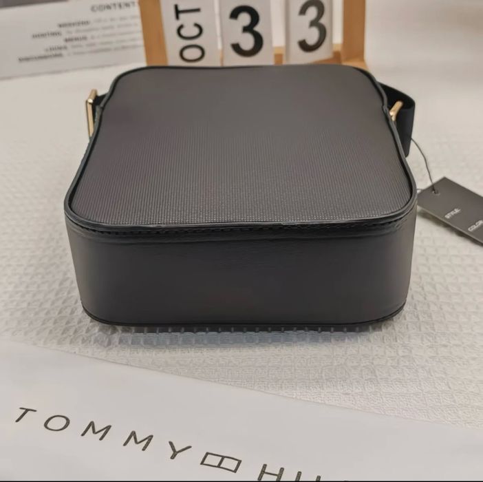 Барсетка Tommy Hilfiger