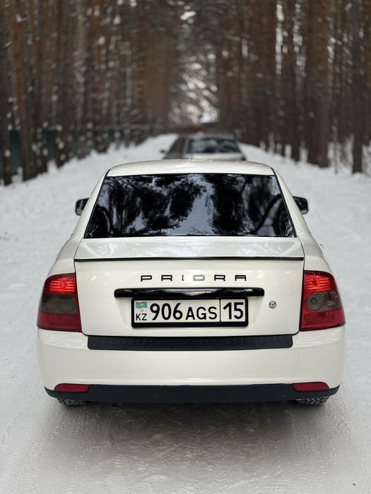 Продам приору 2013год