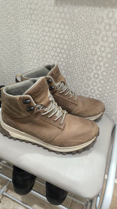 Clarks и north face