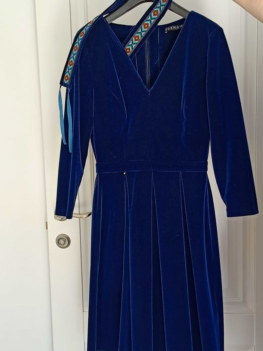 Rochie de damă de zi din catifea