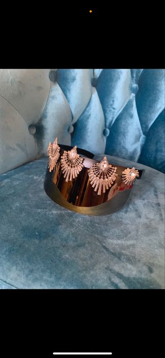 Необвчные очки солнцезащитные