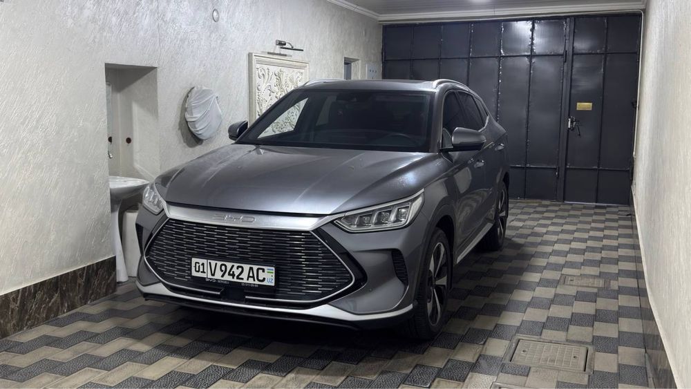 Srochno sotiladi BYD Song Plyus 2023 Dm-i