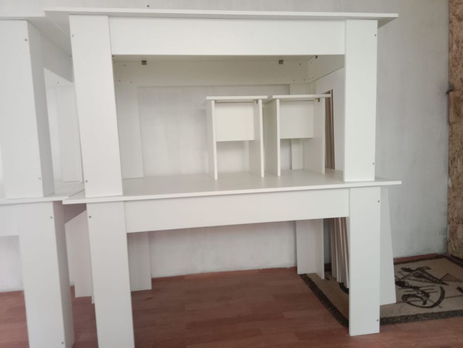 Столы кухонные новые