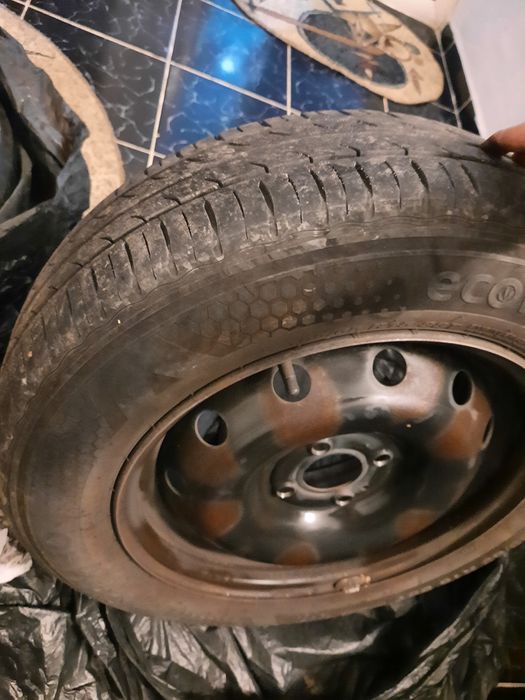 Jante tabla cu anvelope 185/65/15