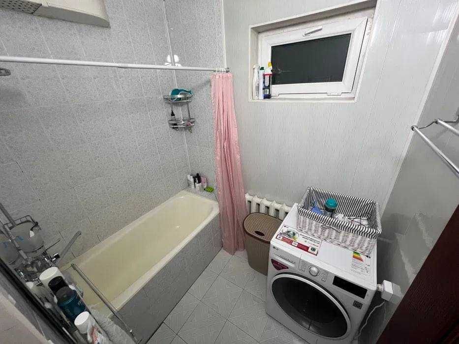 2 комн. 5/5 ул. Фитрата. 77-серия. 65м2. Сушилка. Ремонт. Мебель. Техн