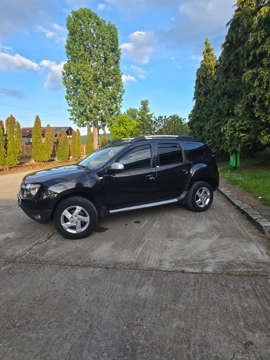 Vând Dacia Duster prestige 4x4