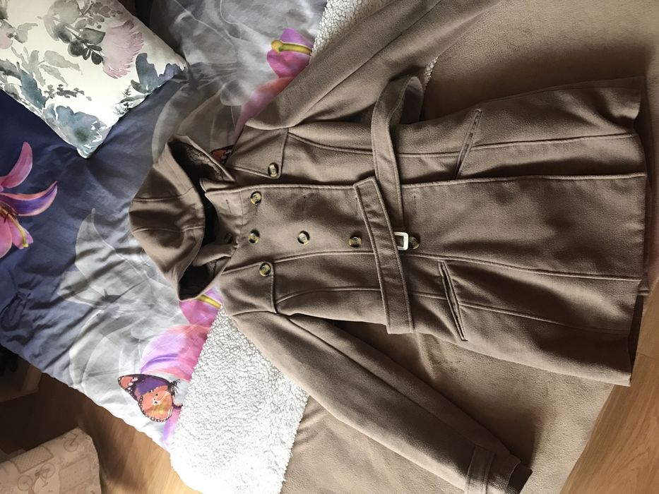 Палто в бежов цвят Teranova