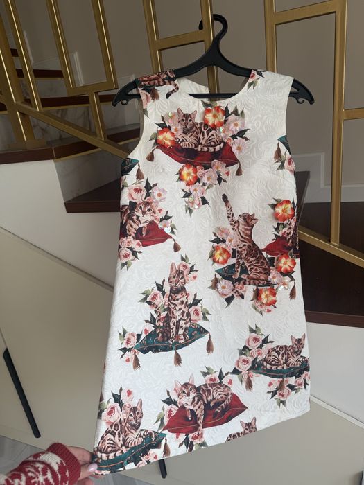 Женское короткое платье