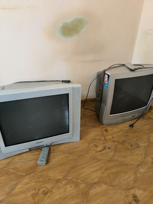 Продам телевизор