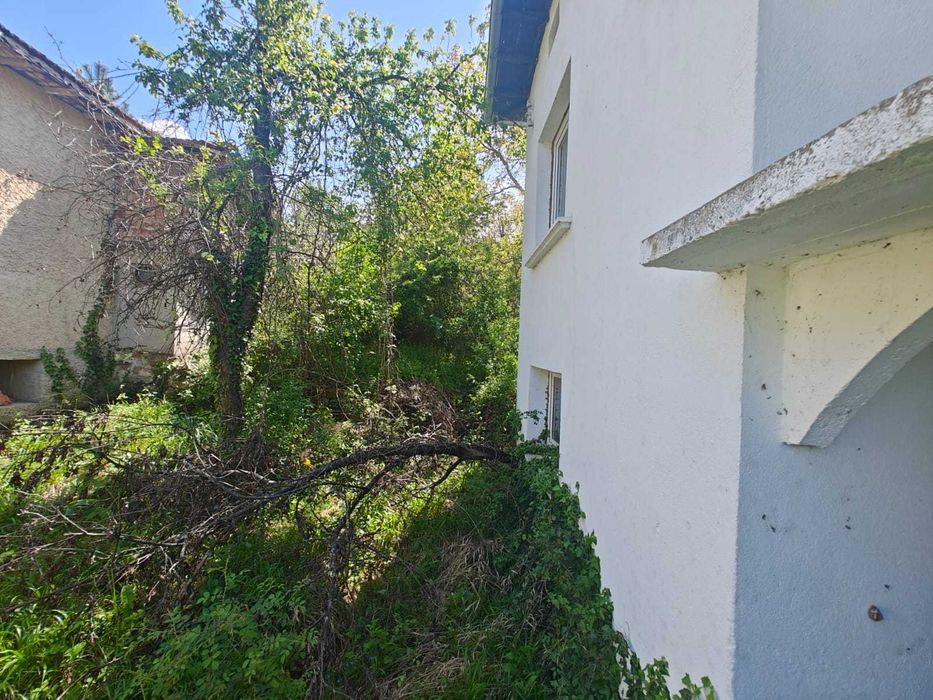 Продава се Къща в с. Голяма Брестница, Област Ловеч - 216 кв.м за 116 €/кв.м - Снимка #6