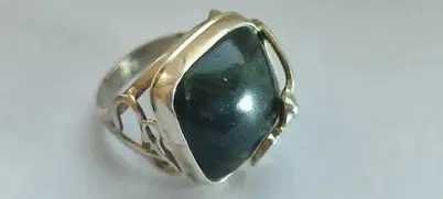 Кольцо серебряное с натуральным камнем НЕФРИТ, размер 20