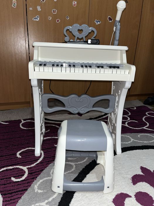Детское пианино