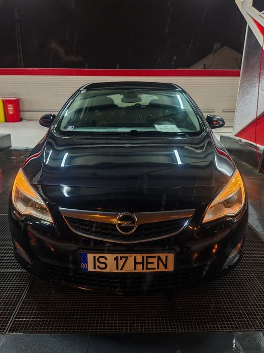Opel Astra J 2.0  CDTI