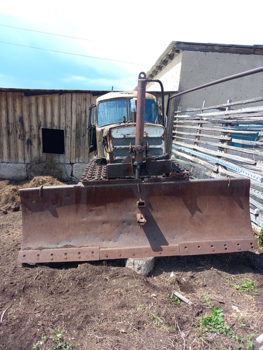 Продам трактор  .
