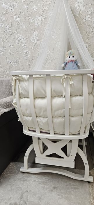 Детская кровать,  колыбель