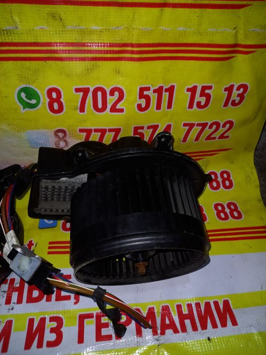 Моторчик отопителя на Мерседес W203 из Германии