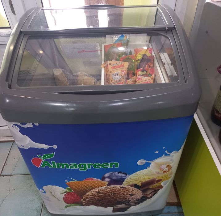 Продам морозильную камеру