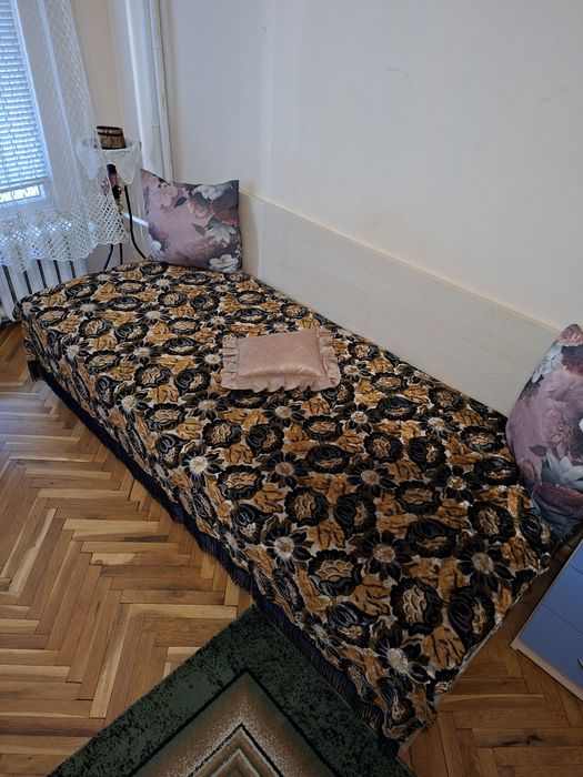 Детски кревати , бюро и шкафове
