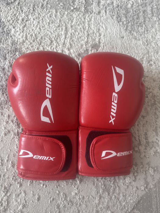 Перчатки для бокса