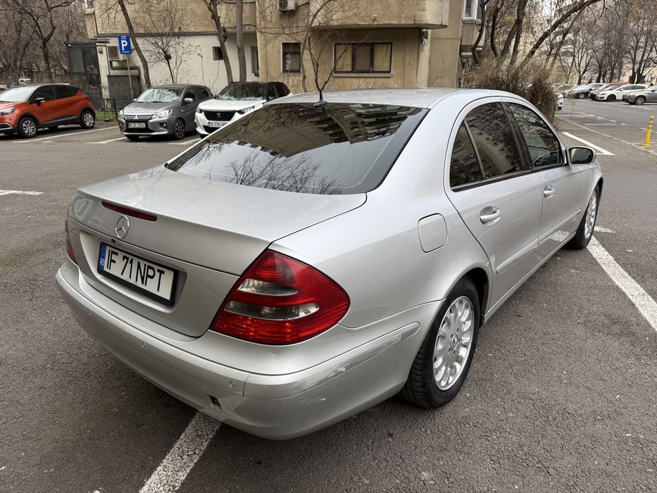 Mercedes E200-122Cp-2004-Automat-Clima-Stare Buna-Variante Auto