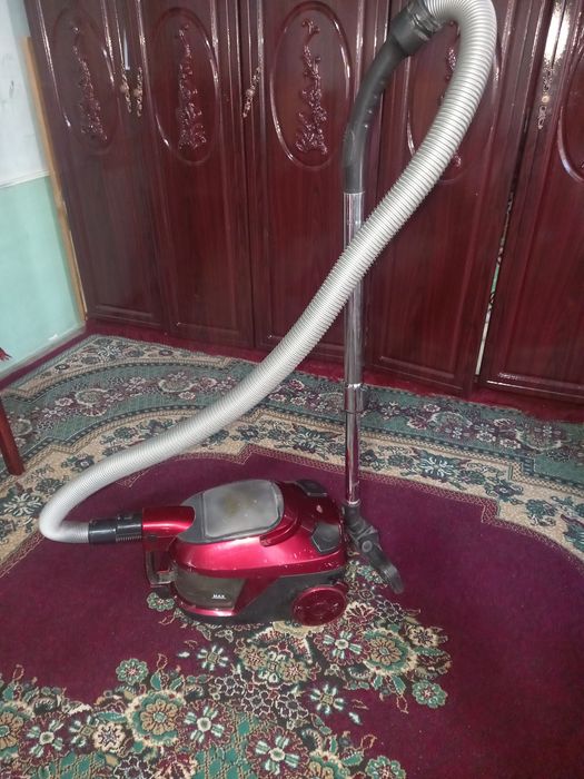 Срочно пилисос сотилади