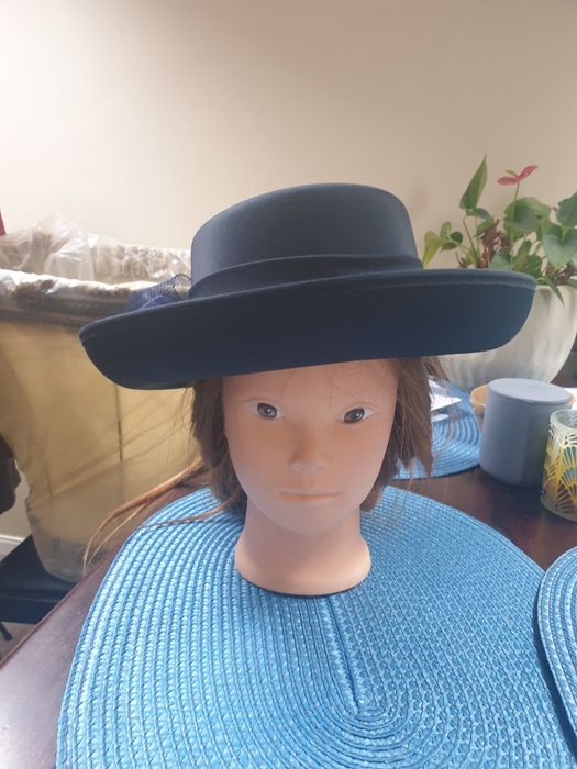 Pălărie pentru nunți bleu marin