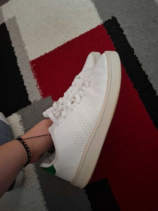 Adidași adidas in stare bună