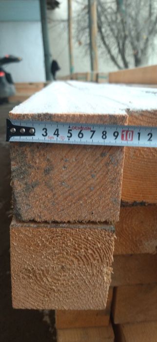 Taxta strapila sotiladi