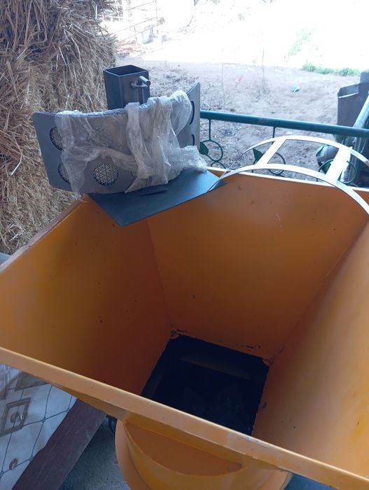 Беда, самон, тариқ прес сотилади.
Беда прес 35 000 сум
Сомон