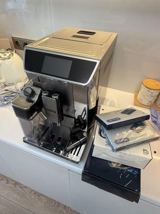 DeLonghi PrimaDonna Elite Experience ECAM 650.85.MS