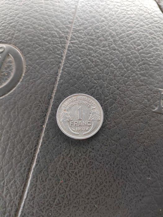 Монета 1 Франк 1950г.