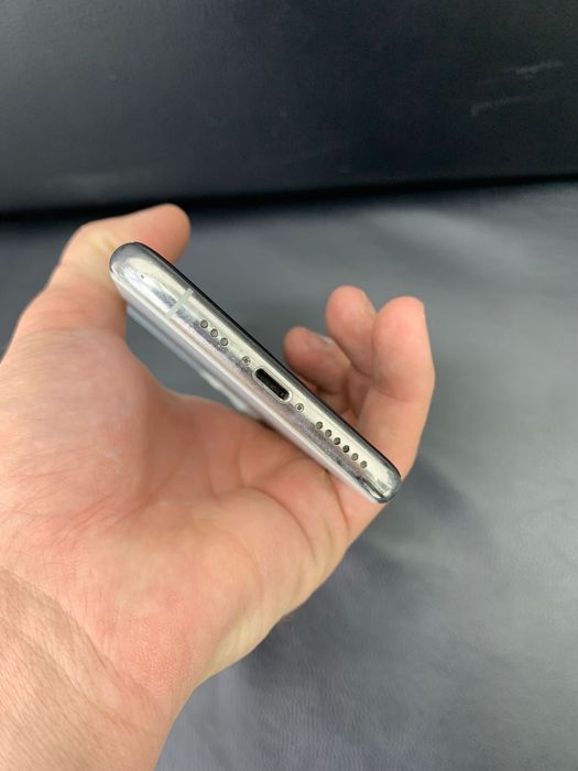 Айфон 11 про в отличном состоянии