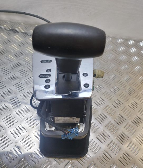 Trimonerie Volkswagen Phaeton Lipsa cod Volkswagen VW Phaeton prima g